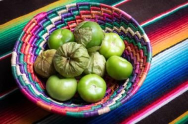 Qu'est-ce que la tomatillo (ou tomate mexicaine) et comment est-elle utilisée en cuisine