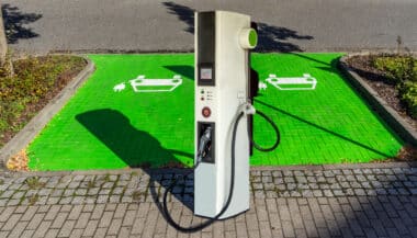 Punti di ricarica auto elettriche in casa e in condominio